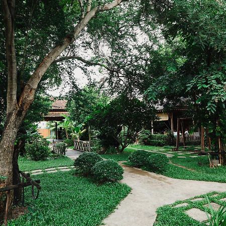 Phum Khmer Lodge - Village Cambodian Eco-Lodge Сиемрип Экстерьер фото